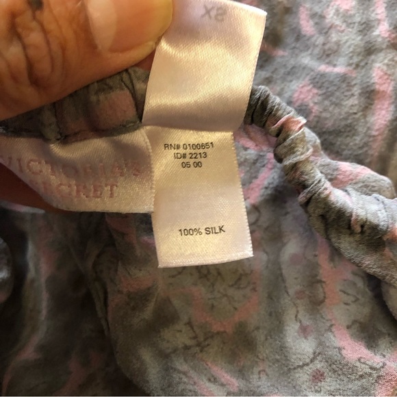 Victoria's Secret Silk Sheer Paisley Wide Leg Lounge Pants - Picture 8 of 8